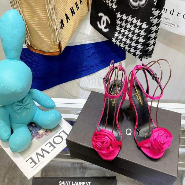 Picture of YSL Shoes _SKUYSLsz35-40BY011420698